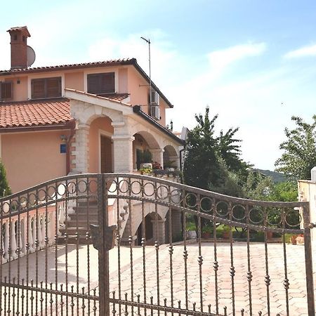 Apartments Petra Банджоле Экстерьер фото