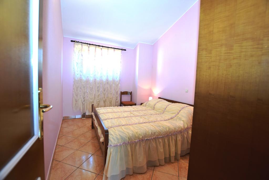 Apartments Petra Банджоле Экстерьер фото