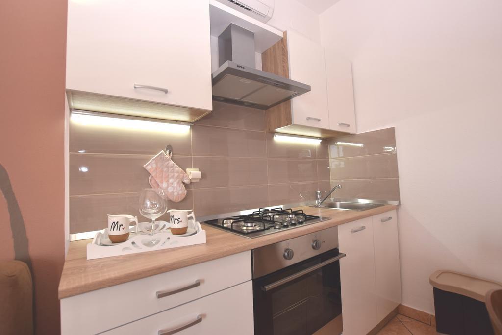 Apartments Petra Банджоле Экстерьер фото