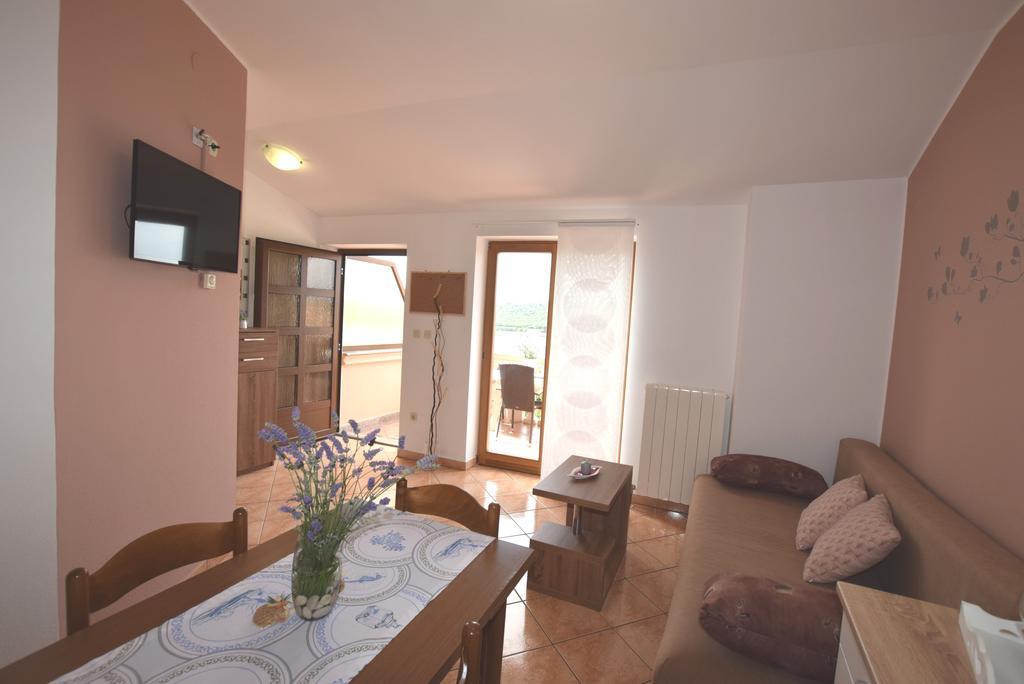 Apartments Petra Банджоле Экстерьер фото